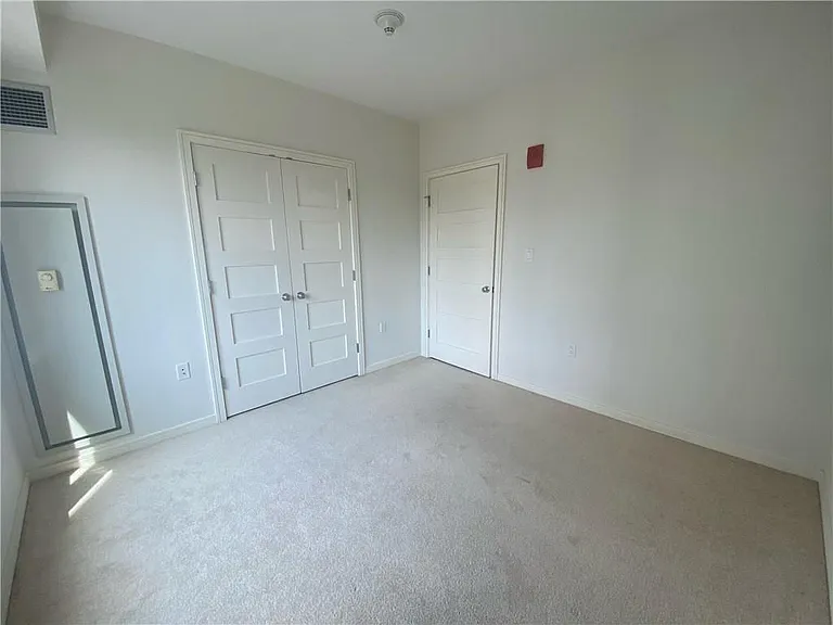 100 Exchange St #1402 — Photo 21