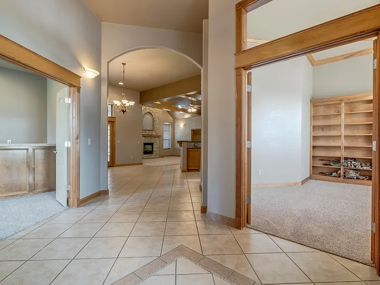 17108 Prestwick Cir — Photo 5