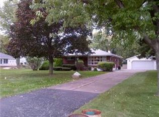 5043 Marywood Dr, Lewiston, NY