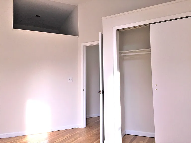 101 W 86th St #1B — Photo 4