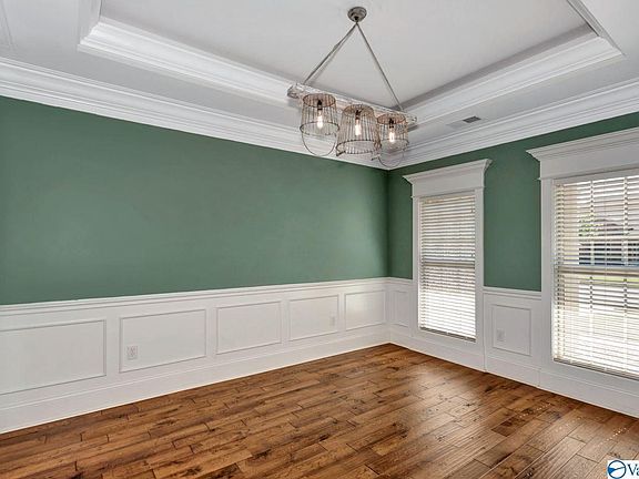5th image of 7319 Sanctuary Cove Dr SE