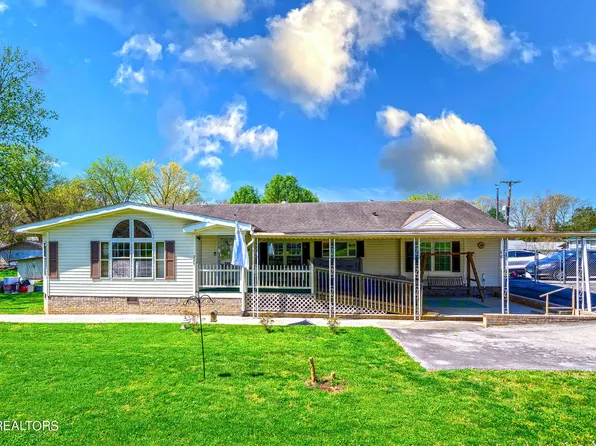 249 Davis Rd, Strawberry Plains, TN 37871