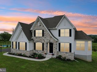 1832 Enclave Dr, Quakertown, PA 18951