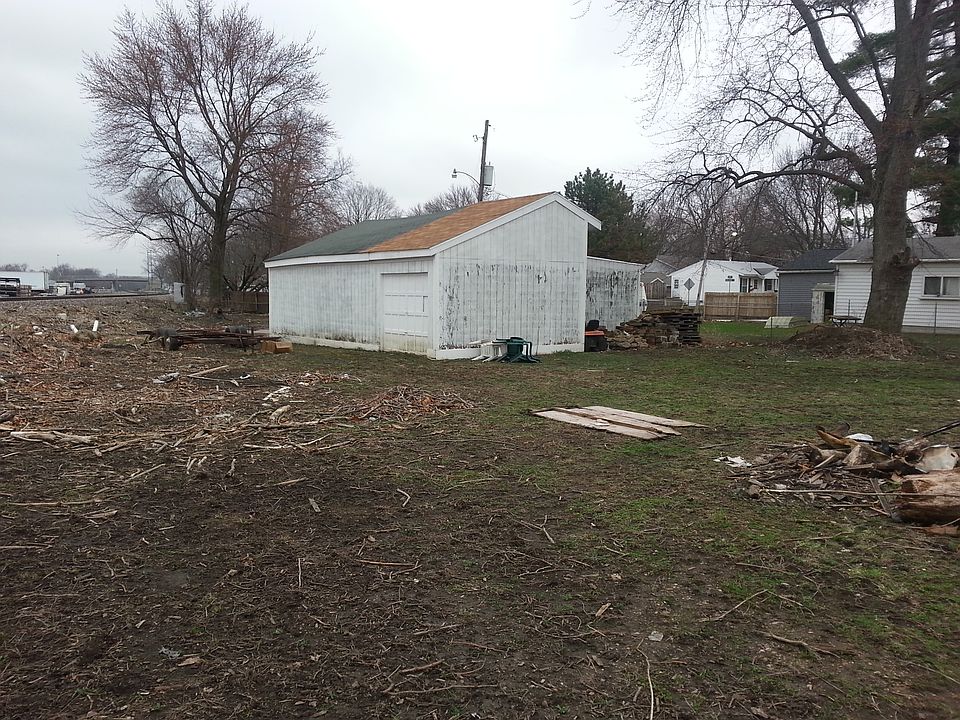 2nd image of 715 Ohara St