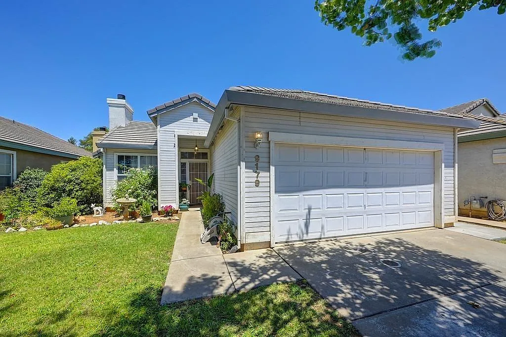 9179 Rose Parade Way photo 1