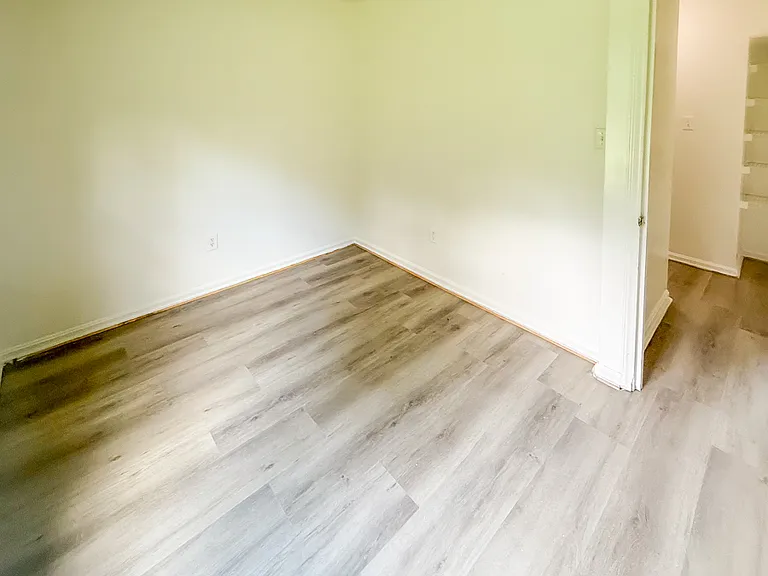 520 Lancaster Creek Dr — Photo 22