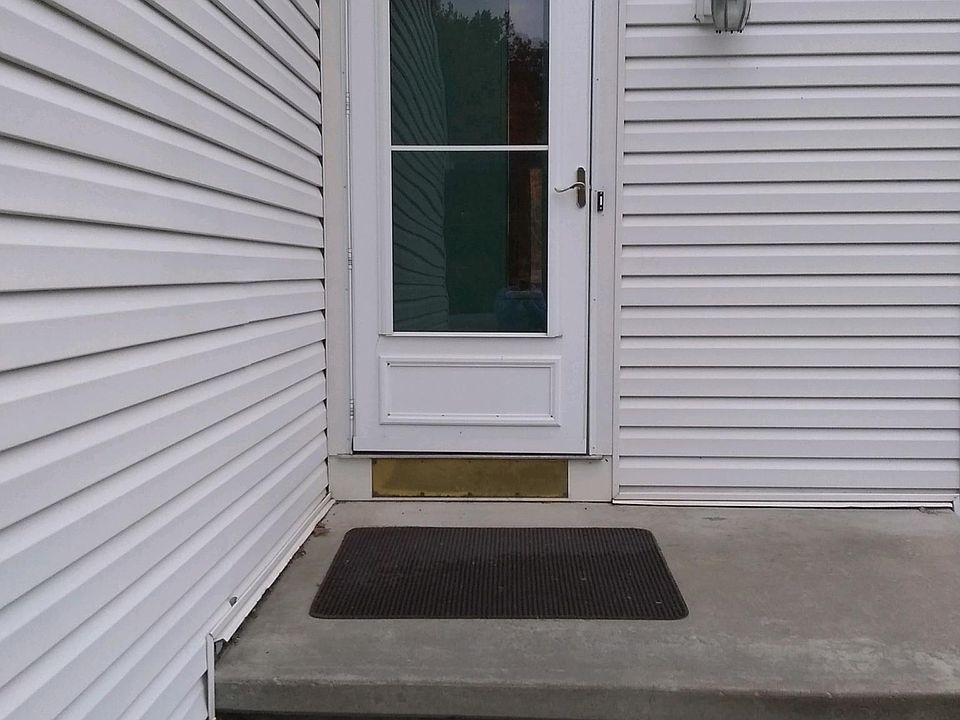 2nd image of 835 Pletcher Rd