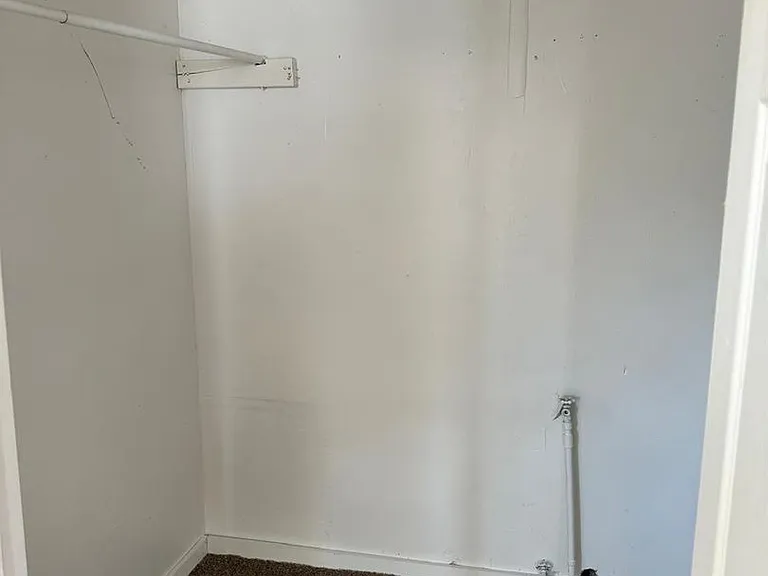 3008 Colgate St — Photo 8
