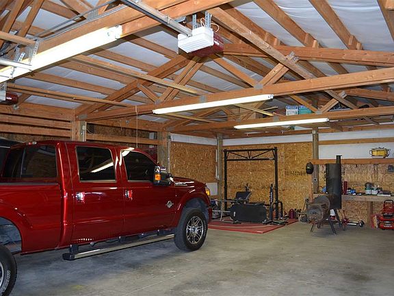 5th image of 3800 S Highlands Blvd