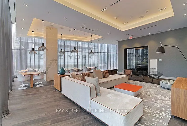 10 York St #1002 — Photo 30