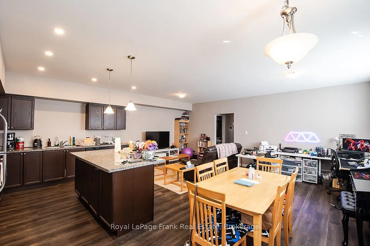 2 bed, $2,275 — Photo 4