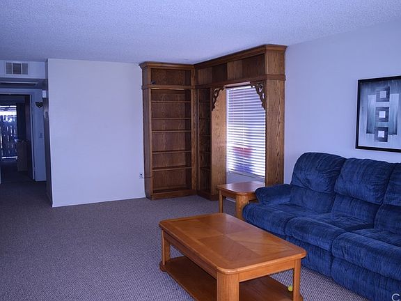 4th image of 616 S Santa Fe St APT 8