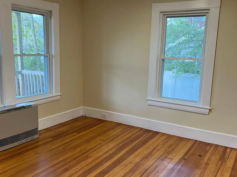 242 Congress Ave #1 — Photo 2