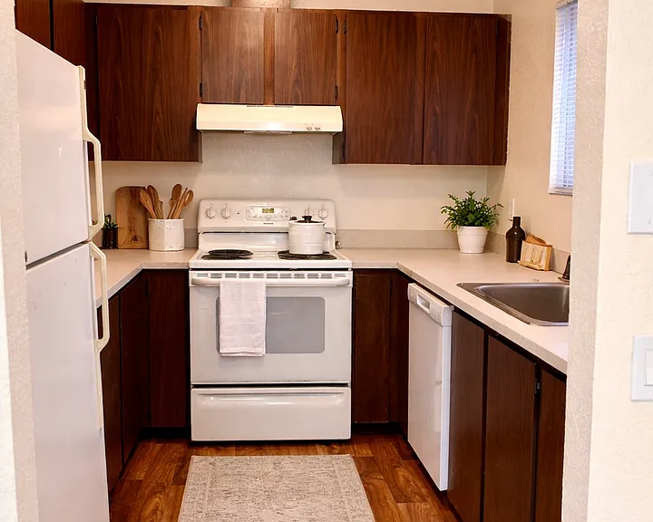 Barclay Apartments, LLC — Photo 11