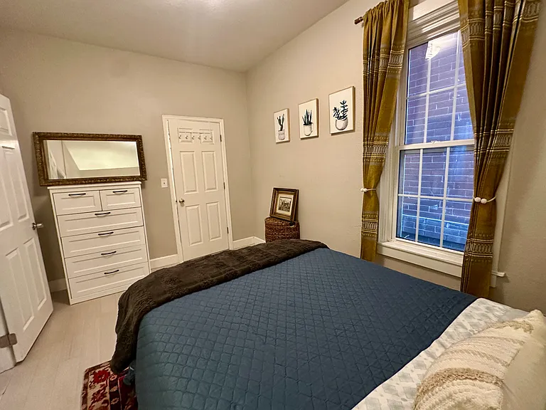 1062 Mariposa St — Photo 12