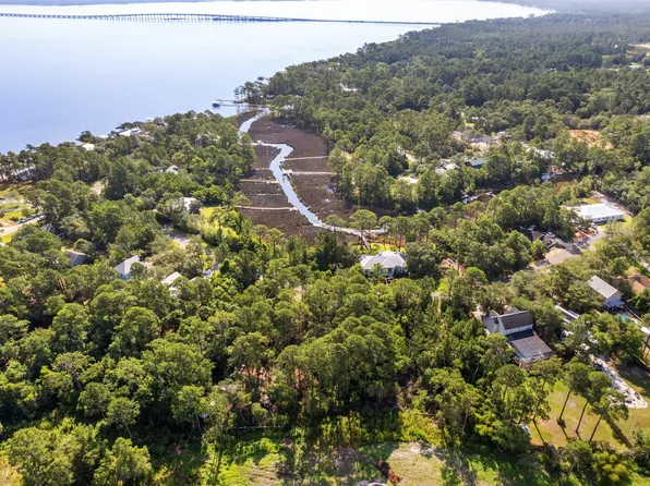 6 & 7 Pisces Dr, Pt Washington, FL 32459