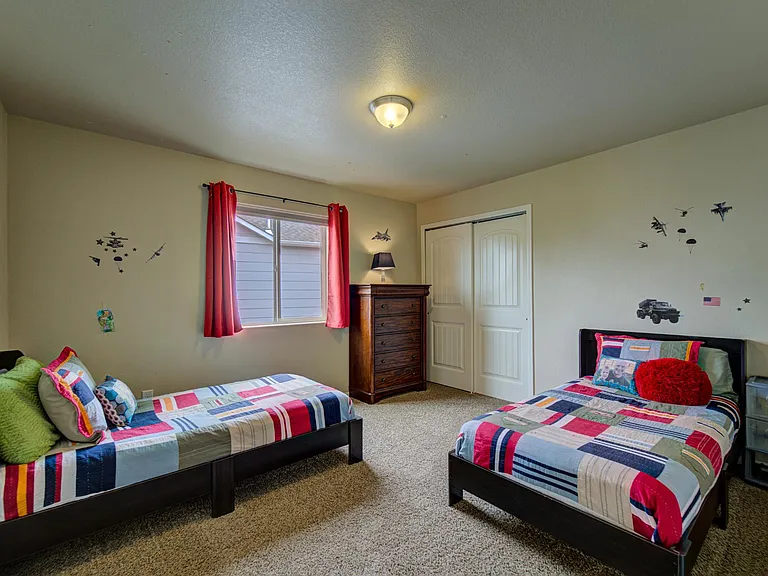 9711 Desert Lily Cir — Photo 45