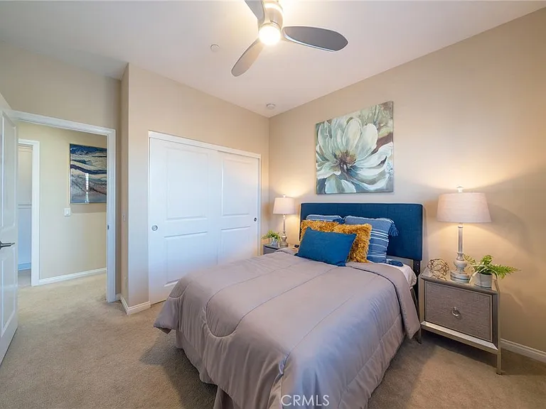 103 Oasis — Photo 4