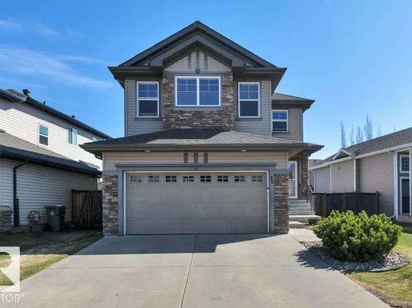 13 Selkirk Pl, Leduc, AB T9E 0L4