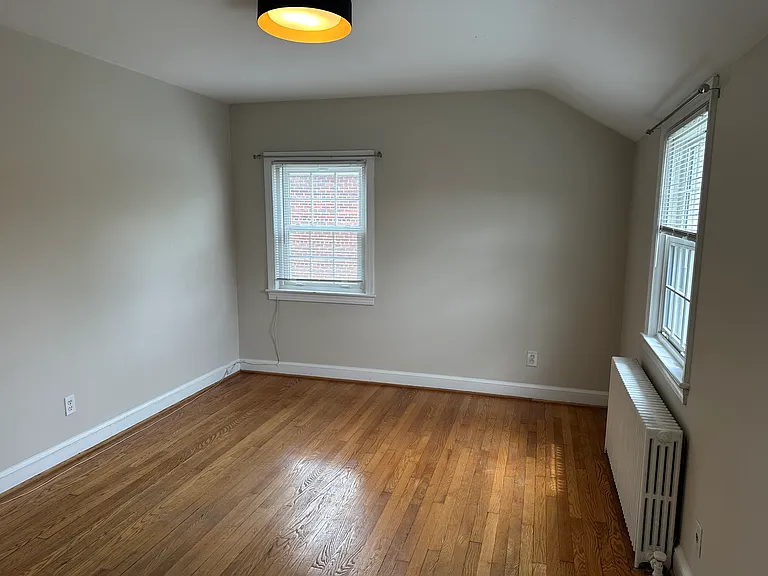 Upstairs Bedroom 2