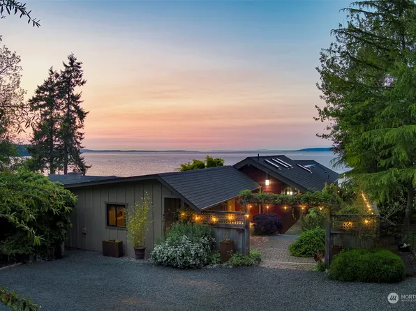 5372 NE Admiralty Way, Hansville, WA 98340