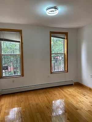 Rented by House Key Realty LLC | media 16