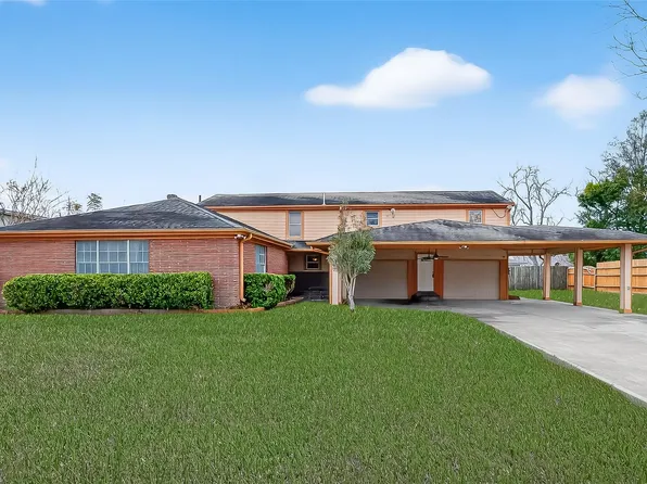 807 Ruth St #805, Baytown, TX 77520