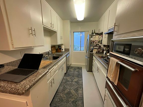 2nd image of 1459 Rexford Dr
