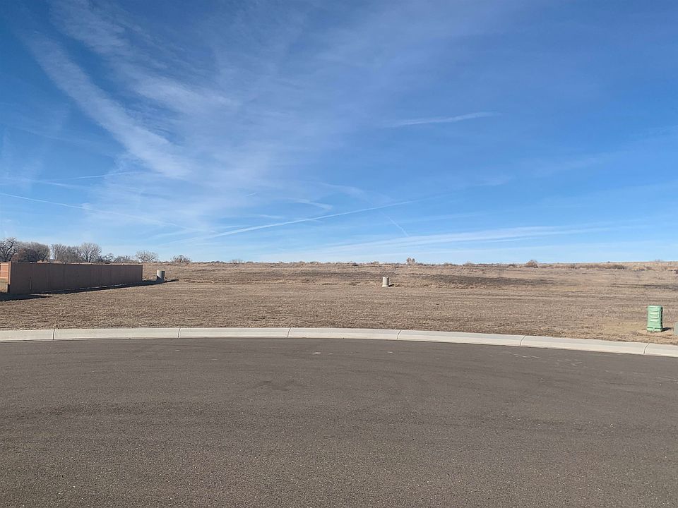 1st image of 837 Country Ln
