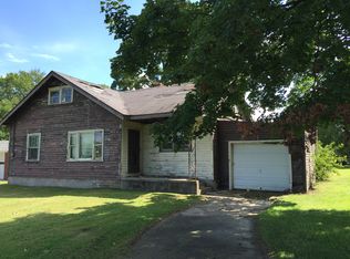 522 Nursery Rd, Anderson, IN 46012