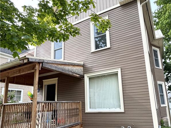 210 W Oak Orchard St