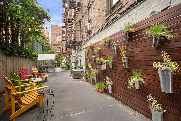 Sold by Compass | media 13