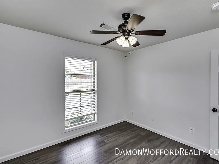 107 Emry Cv — Photo 90