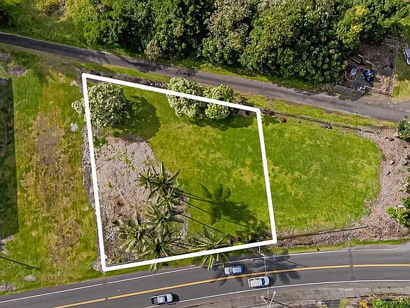 2nd image of 1391 Kalanianaole St #8