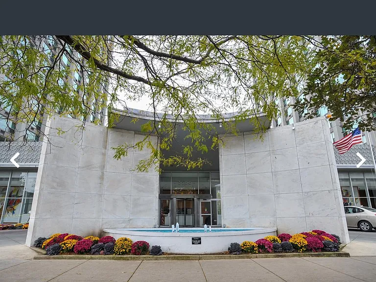 3600 N Lake Shore Dr #2118 — Photo 3