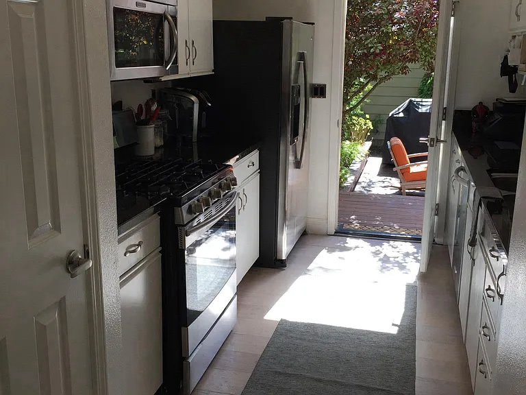 41 Parkview Cir — Photo 3