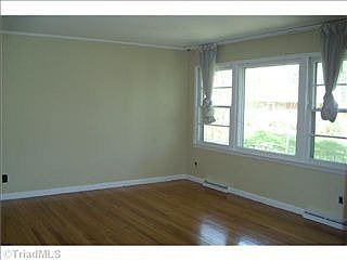 4th image of 3203 Dreiser Pl