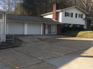 53 Nellie Ln, Charleston, WV 25320