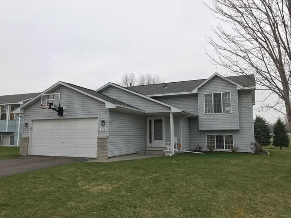 1st image of 325 Columbine Ln
