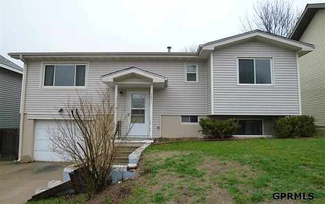 1st image of 5831 S 136th St