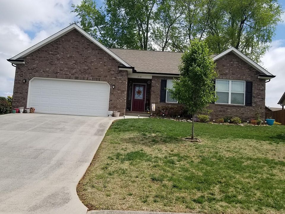 1st image of 218 Barberry Ct