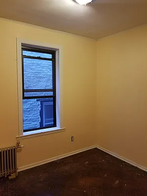 Rented by Lang Realty LLC | media 8