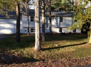 29 Arrowhead Dr, Brunswick, ME 04011