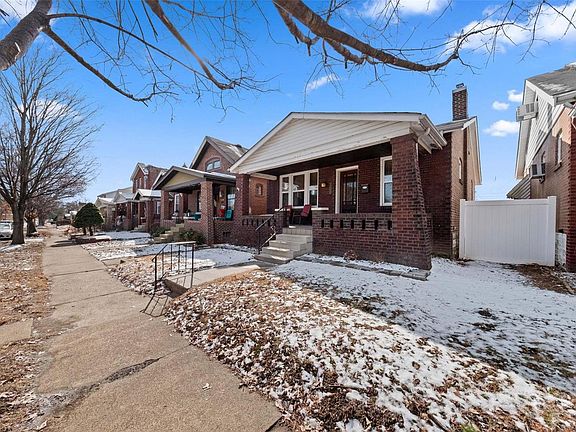 4th image of 4968 Robert Ave