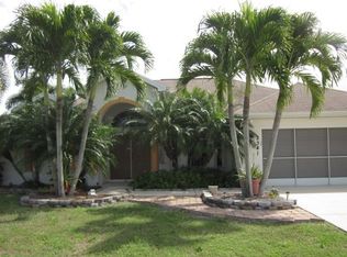 2341 SE Charleston Dr, Port Saint Lucie, FL 34952