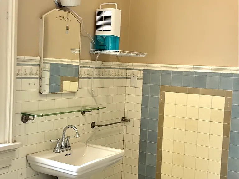 310 Washington St #8 — Photo 7