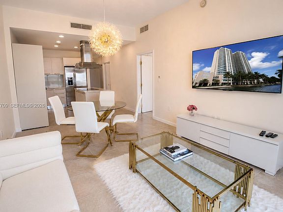 5th image of 7930 East Dr APT 506