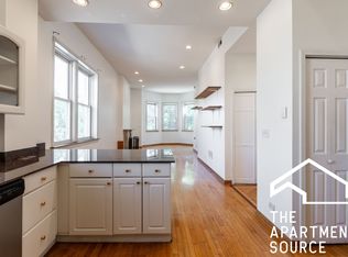 1759 W Superior St, Chicago, IL 60622