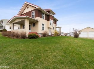 119 High St, Brooklyn, IA 52211