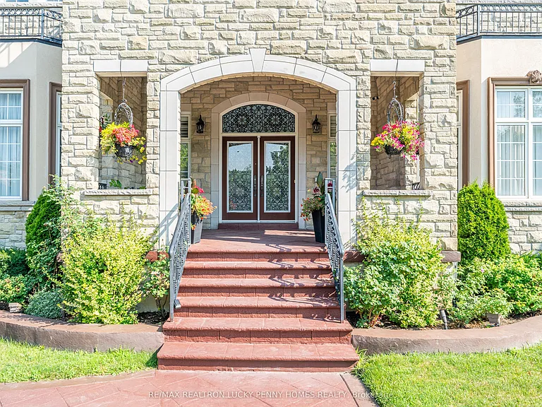 8 Heritage Woods Mnr — Photo 3